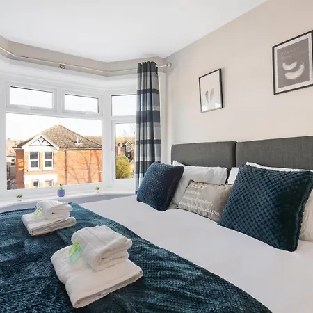 Spacious 3 Bed House, Netflix, Garden, Parking Southampton Buitenkant foto