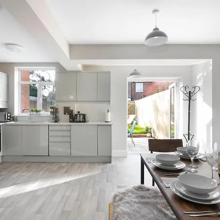 Spacious 3 Bed House, Netflix, Garden, Parking Southampton Buitenkant foto